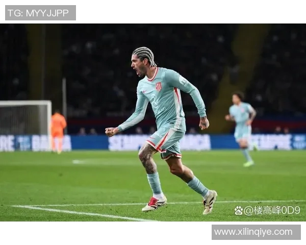 聚焦世界足坛各豪门队伍核心球星实力对比与未来走势分析